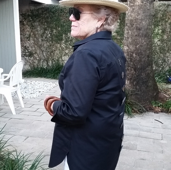 Meet your Posher, Ellie & her Gigi - Picture 4 of 10